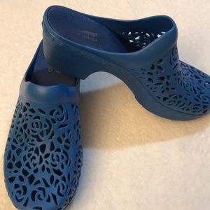 Dansko blue plastic clogs size 39